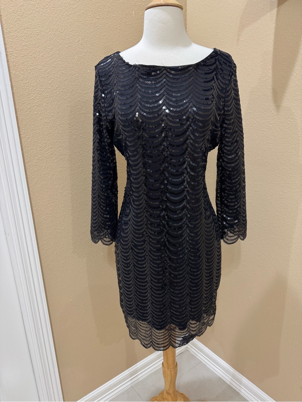 Gianni Bini Black Sequin Long Sleeve Cocktail Dress